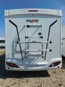 Fahrzeugbild Pilote Pacific P740FC #6