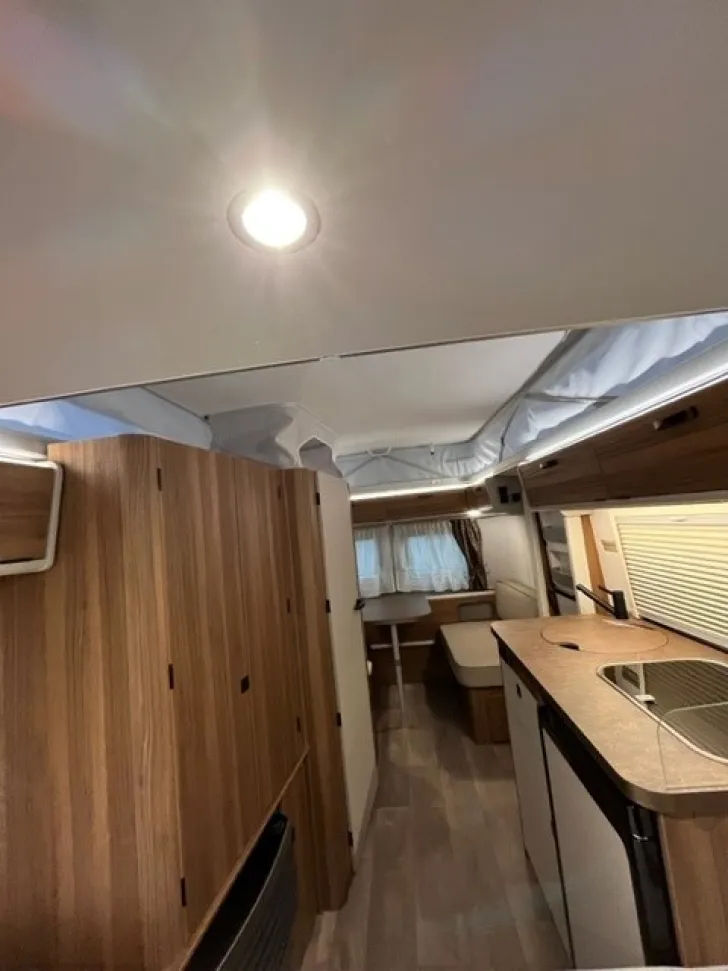 Fahrzeugbild Hymer Eriba Touring 530 Tageszulassung Sitzgruppe Heck #8