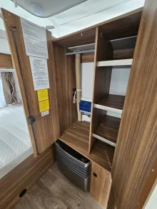 Fahrzeugbild Hymer Eriba Touring 530 Legend ab Herbst, mit Markise #9