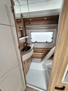 Fahrzeugbild Hymer Eriba Touring 530 Legend ab Herbst, mit Markise #10