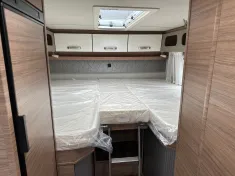 Bild 11 Weinsberg CaraCompact 640 MEG EDITION [PEPPER] *170*Automatik*Einzelbetten*