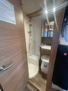 Fahrzeugbild Weinsberg CaraCompact Suite 640 MEG EDITION [PEPPER] #16