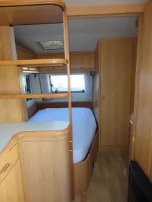 Fahrzeugbild Hobby Excellent 460 UFe Nr. 33 - franz. Bett #16