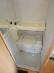 Fahrzeugbild Adria Altea 390 DS Nr. 36 / Doppelbett / Mover #9