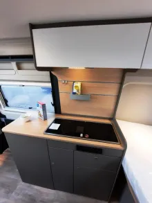 Fahrzeugbild LMC Innovan 600 #10
