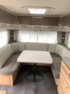 Bild 5 Dethleffs Nomad 730 FKR Aufl.2,8t,/Duschpaket/Ruby