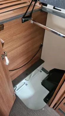 Fahrzeugbild Carthago c-tourer I 148 LE Listenpreis: 179.512€ #33