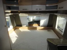 Bild 16 Bürstner Premio 435 TS Nr. 110 - Doppelbett