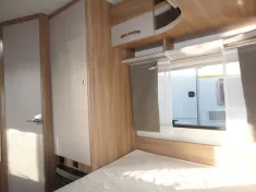 Bild 19 Bürstner Premio 435 TS Nr. 110 - Doppelbett