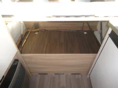 Bild 22 Bürstner Premio 435 TS Nr. 110 - Doppelbett