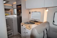 Bild 12 Hymer Tramp S 585 *170 PS*Metallic*Solar