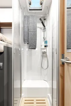 Bild 12 LMC Tourer Lift H 730 G Automatik