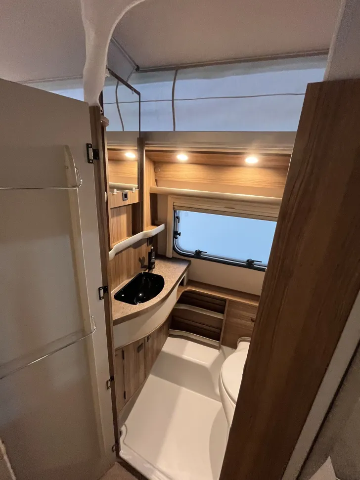Fahrzeugbild Hymer Eriba Touring 530 Tageszulassung #16