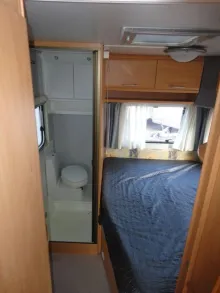 Fahrzeugbild Knaus Südwind 450 Nr. 100/franz. Bett/RSG #5