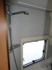 Fahrzeugbild Knaus Südwind 450 Nr. 100/franz. Bett/RSG #18