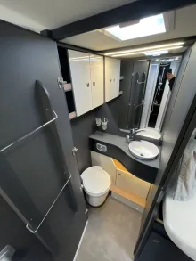 Fahrzeugbild Laika Kosmo L 409 mit Tageszulassung #20