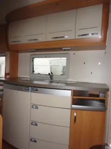 Fahrzeugbild Hobby De Luxe 440 SF Nr. 52-4 - Mover, Doppelb. #11