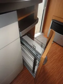 Fahrzeugbild Hobby De Luxe 440 SF Nr. 52-4 - Mover, Doppelb. #12