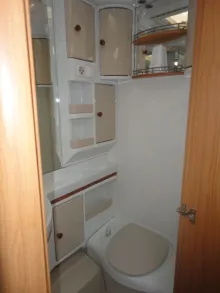 Fahrzeugbild Hobby De Luxe 440 SF Nr. 52-4 - Mover, Doppelb. #25