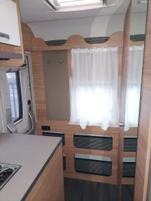 Fahrzeugbild Weinsberg X-CURSION VAN 500 LT EDITION [PEPPER] Easy-Move Bett 2 Pers. #15