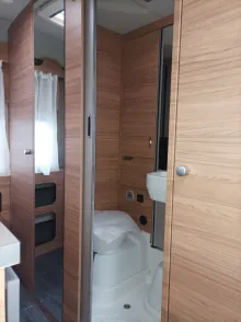 Fahrzeugbild Weinsberg X-CURSION VAN 500 LT EDITION [PEPPER] Easy-Move Bett 2 Pers. #16