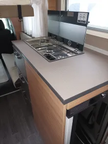 Fahrzeugbild Weinsberg X-CURSION VAN 500 LT EDITION [PEPPER] Easy-Move Bett 2 Pers. #9