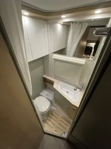 Fahrzeugbild LMC Style 450 D - Abverkaufsstück- Hubdach #14