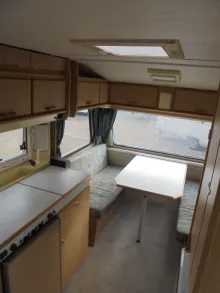 Fahrzeugbild Chateau La Car 400 Nr. 116/3 pers./ 2 Sitzgruppen #5