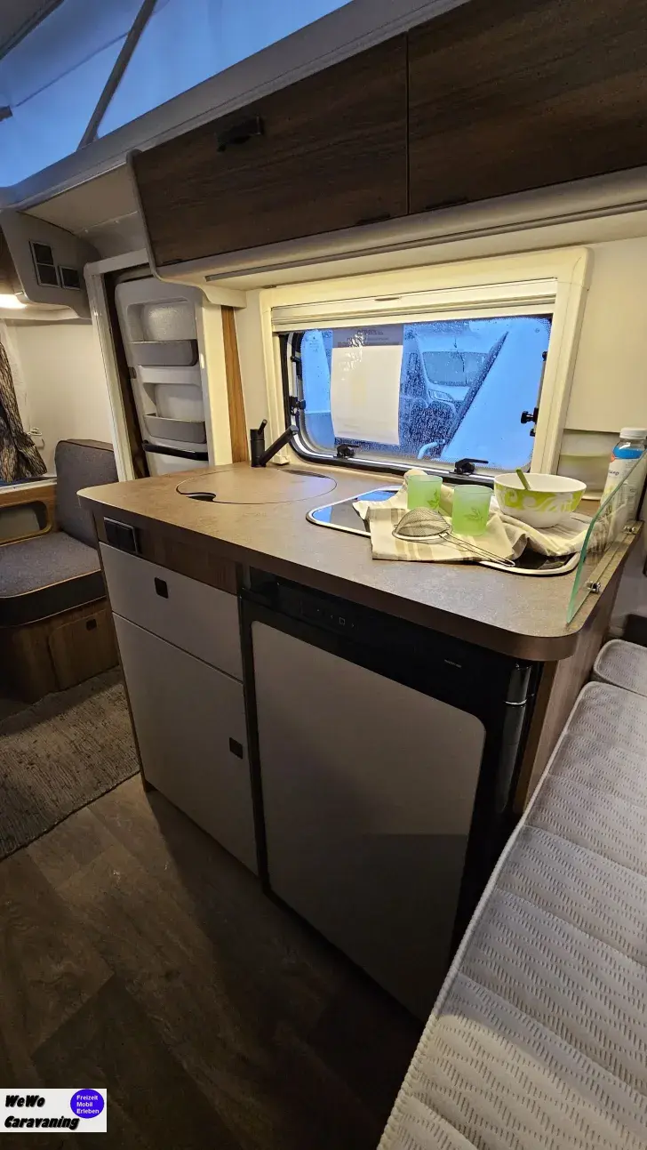 Fahrzeugbild Hymer Eriba Touring Triton 430 Legend Markise Tageszulassung #7