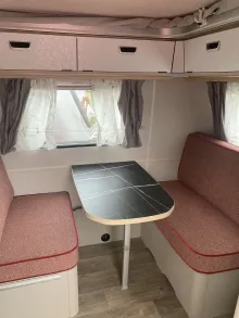 Fahrzeugbild Hymer Eriba Touring 550 Edition Tango Red #6