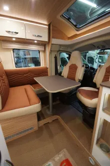 Fahrzeugbild Bürstner Delfin T 690 G #8