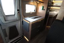 Fahrzeugbild Weinsberg CaraSuite 650 MEG 155PS Autom., Premium Paket #13