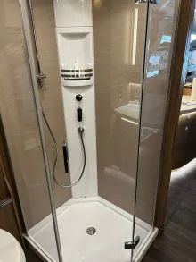Fahrzeugbild Morelo Empire Liner 98 MB Topzustand wie neu 1 #6