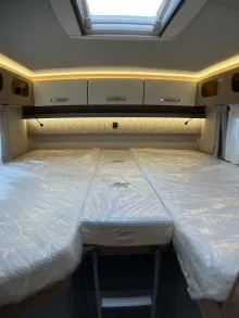 Fahrzeugbild Weinsberg CaraSuite 650 MEG Automatikgetriebe/155 PS #17