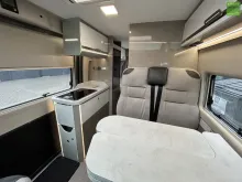 Fahrzeugbild Challenger Van V114 Road Edition Premium #12