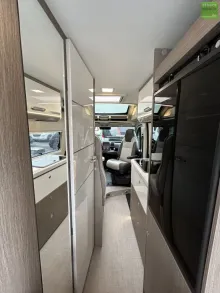 Fahrzeugbild Challenger Van V114 Road Edition Premium #24