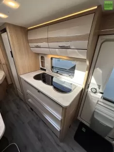 Bild 11 LMC Vivo 522 K Französisches Bett Etagenbett