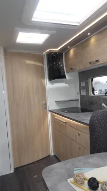 Fahrzeugbild Frankia Titan NEXT INDUS-Toilette&Autark #11