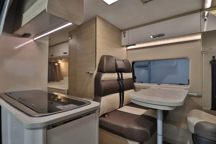 Fahrzeugbild Forster V 636 EB/Einzelbetten/Klima/Markise/TOP #8