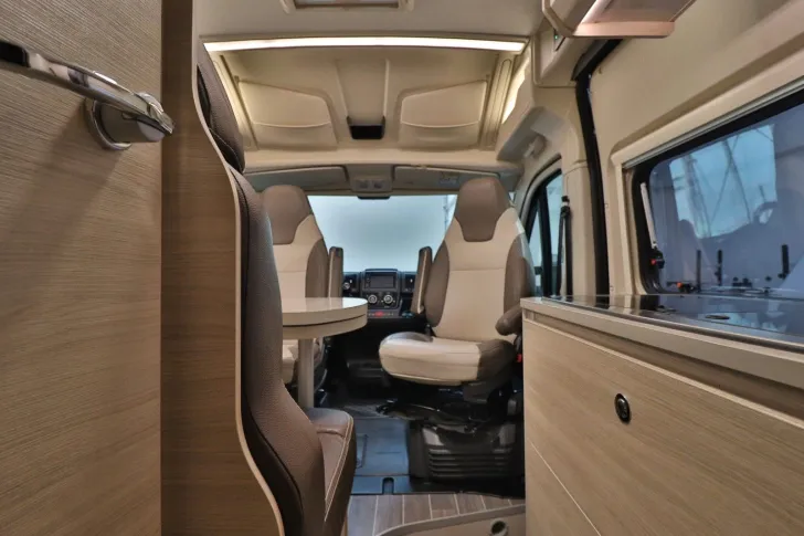 Fahrzeugbild Forster V 636 EB/Einzelbetten/Klima/Markise/TOP #12