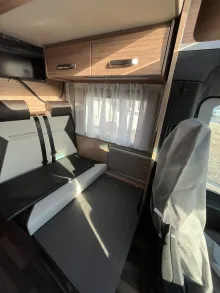 Fahrzeugbild Weinsberg CaraCompact Suite 640 MEG EDITION [PEPPER] Anhängerkupplung #10