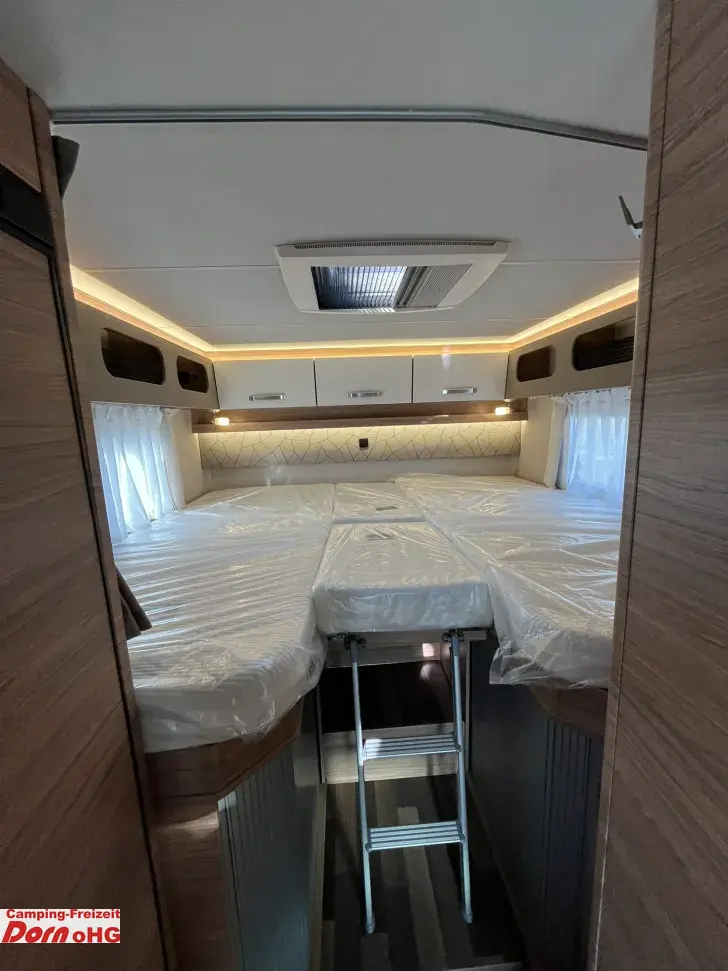 Fahrzeugbild Weinsberg CaraCompact Suite 640 MEG EDITION [PEPPER] Anhängerkupplung #11