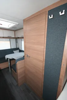 Fahrzeugbild Knaus Sport 420 QD #13