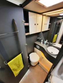 Fahrzeugbild Laika Kosmo L 409 #15