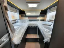 Fahrzeugbild Laika Kosmo L 409 #10