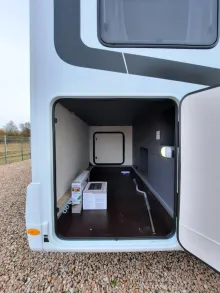 Fahrzeugbild Laika Kosmo L 409 #18