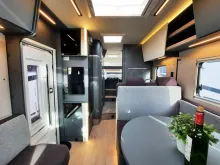 Fahrzeugbild Laika Kosmo L 409 #6