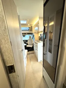 Fahrzeugbild Bürstner Lineo T 700 #10