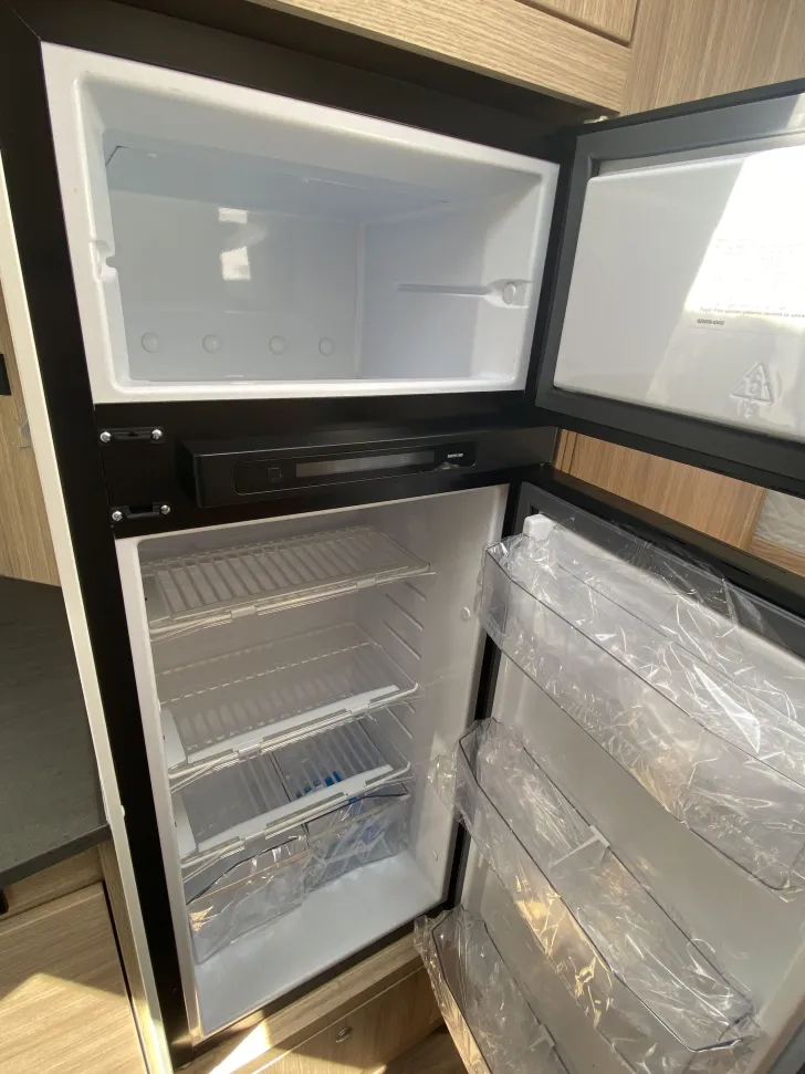 Fahrzeugbild Sunlight A 70 Markise #10