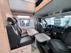 Bild 13 Hobby MAXIA VAN 680 ET AHK Markise Fahrradträger